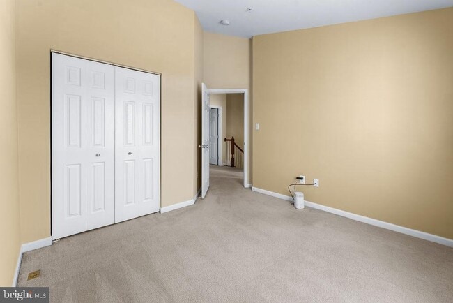 Building Photo - 7550 Maidenhead Dr
