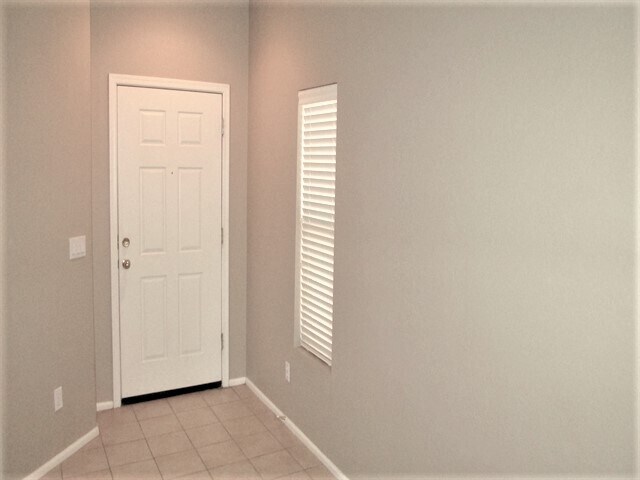 Building Photo - 2567 W Amber Sun Dr