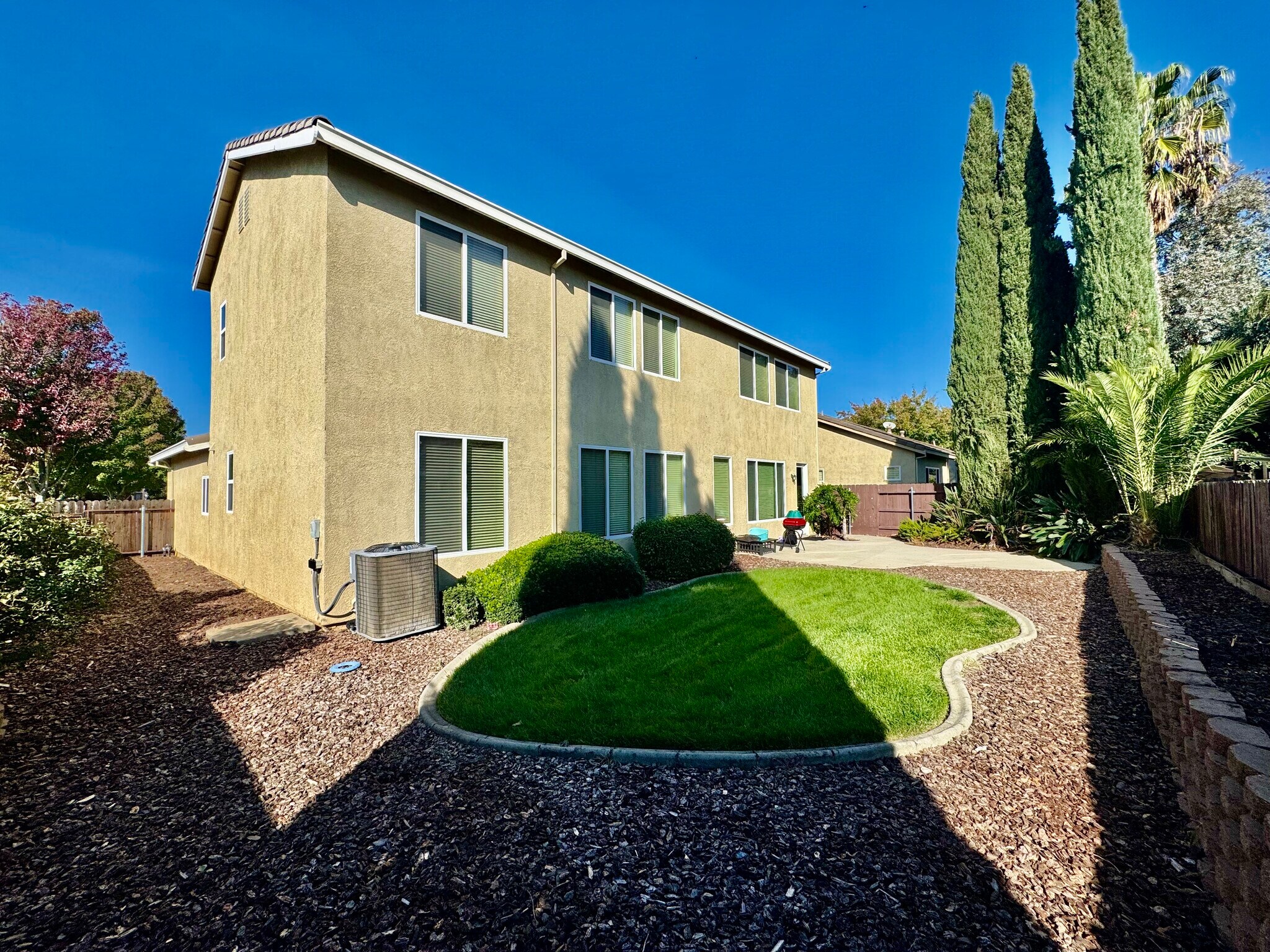 Building Photo - 1963 Westminster Dr