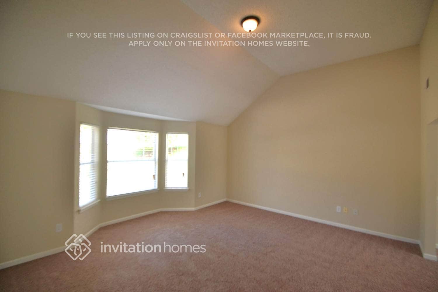 Building Photo - 4352 Missoula Pl