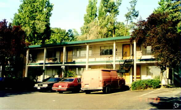 Building Photo - Seabreeze Apartments