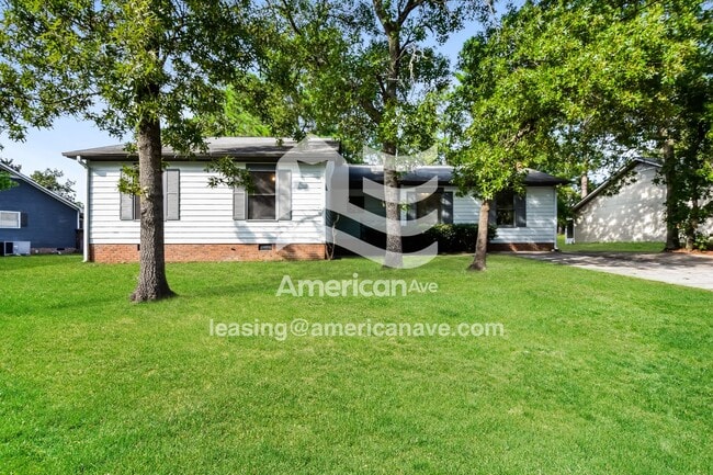Primary Photo - 21 Harrington Ct