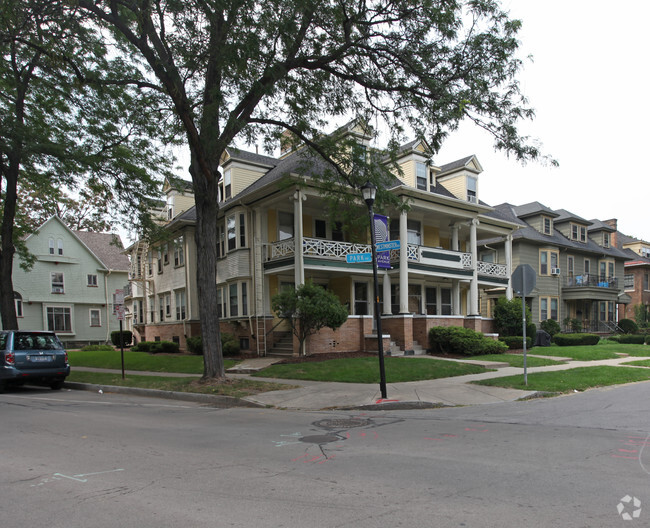 Primary Photo - 119-127 Westminster Rd