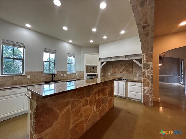 Building Photo - 406 Williams Way