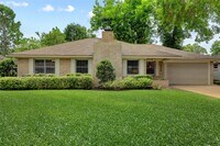 Building Photo - 9829 Larston St