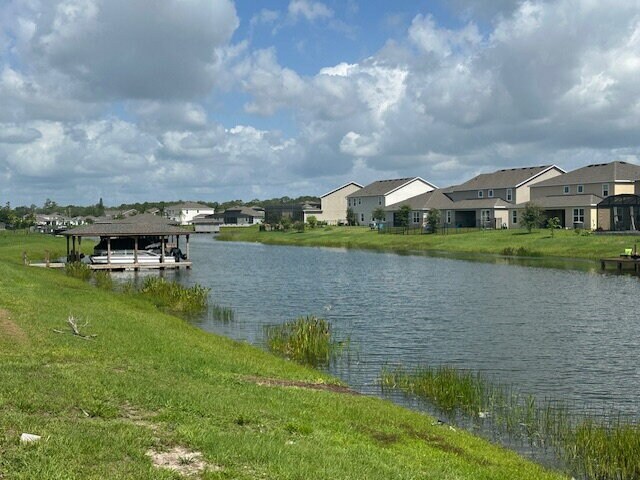 Building Photo - "Spacious Elegance in St. Cloud: 5-Bedroom...