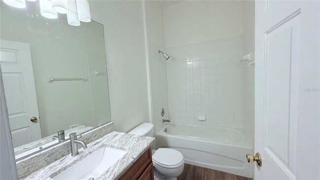 Building Photo - 31205 Bridgegate Dr