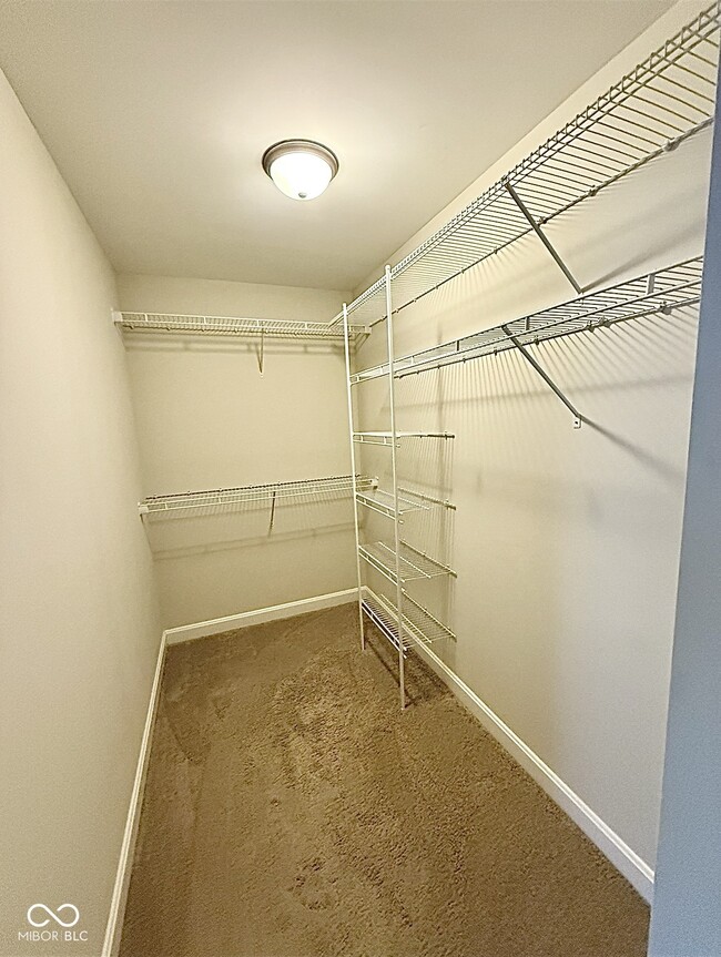 Building Photo - 836 N Beville Ave