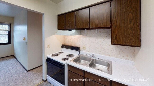 Building Photo - 405 E Park-43
