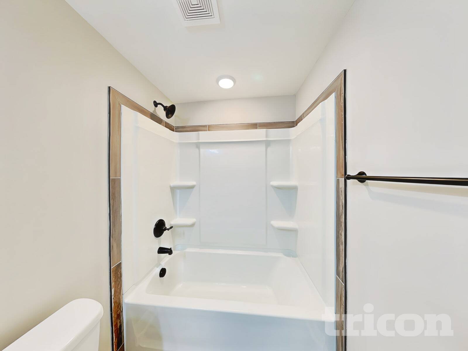 Building Photo - 492 Woodtrace Dr