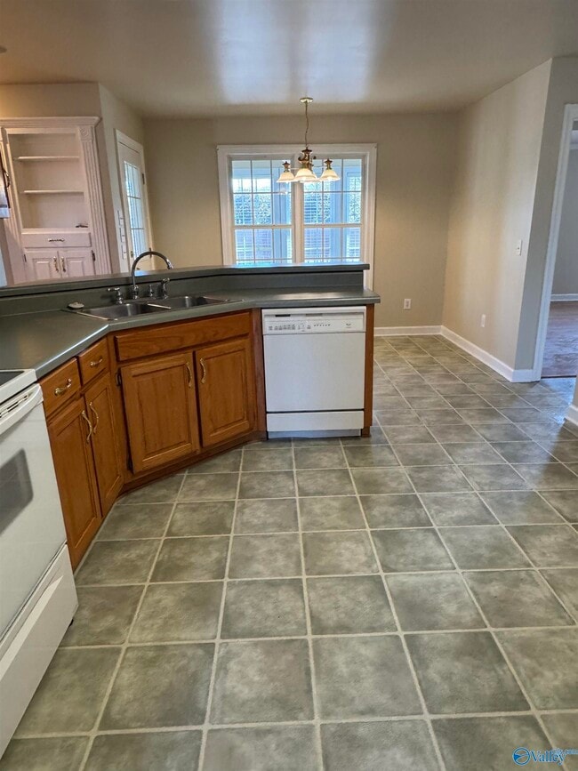 Building Photo - 101 Willowmere Cir