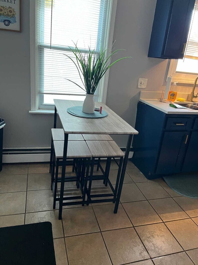 Building Photo - 56 Longmont St