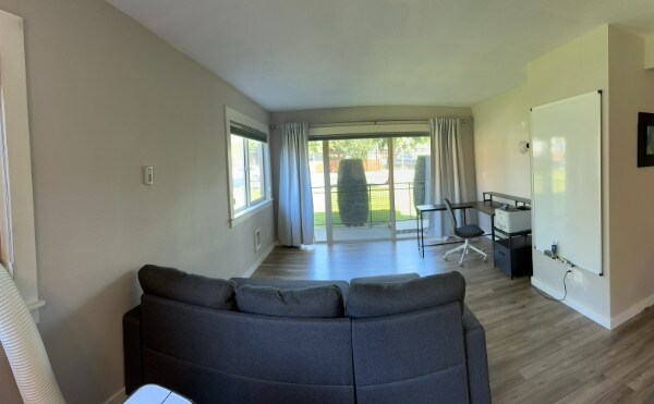 Building Photo - 1116 S 27th St