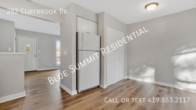 Building Photo - 282 Cliffbrook Dr