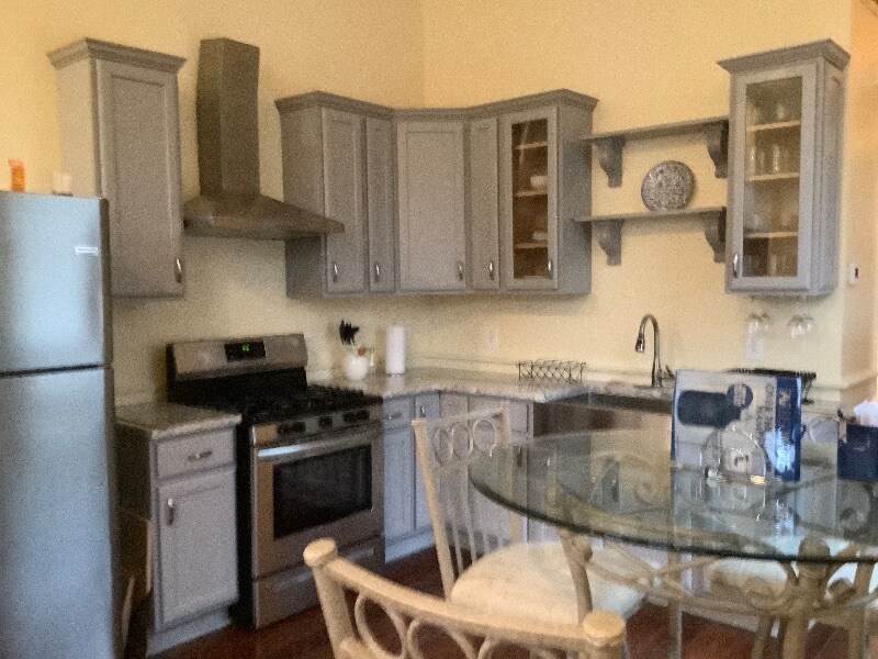 Building Photo - 410 Pacific Ave