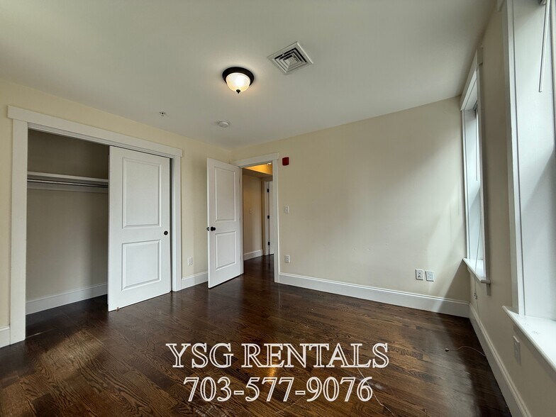 Building Photo - 2 Alleghany St