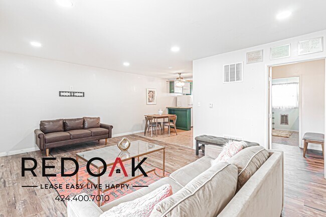 Building Photo - 4505 Santa Rosalia Dr