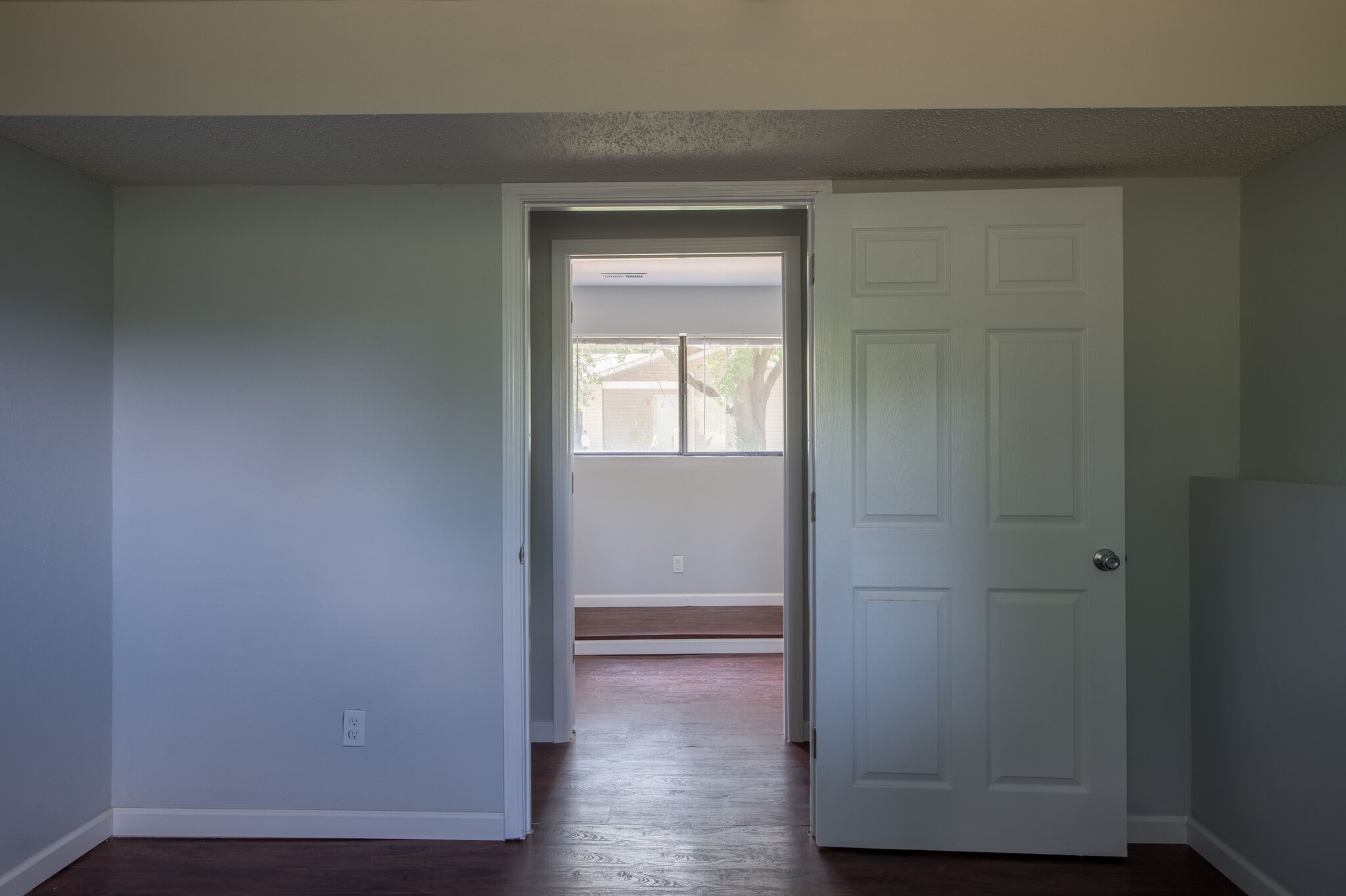 Building Photo - 11 Carriage Lane