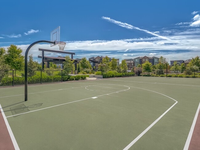 Building Photo - 23297 SE Dogwood St