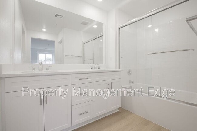 Building Photo - 31529 Cobalite Dr