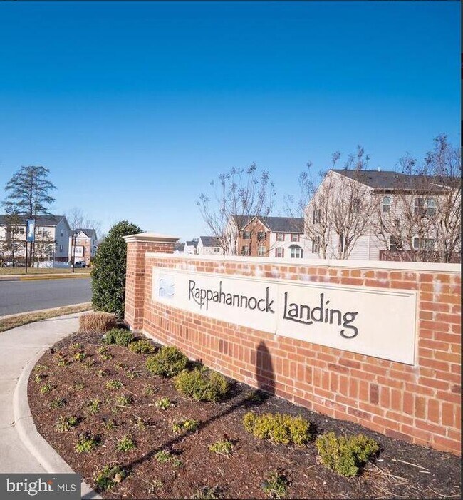Building Photo - 309 Landing Dr