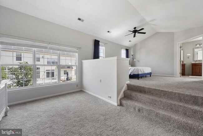 Building Photo - 608 Talmadge Ct SE