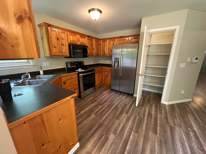 Kitchen/Pantry Closet - 210 N Saint Clair Ct