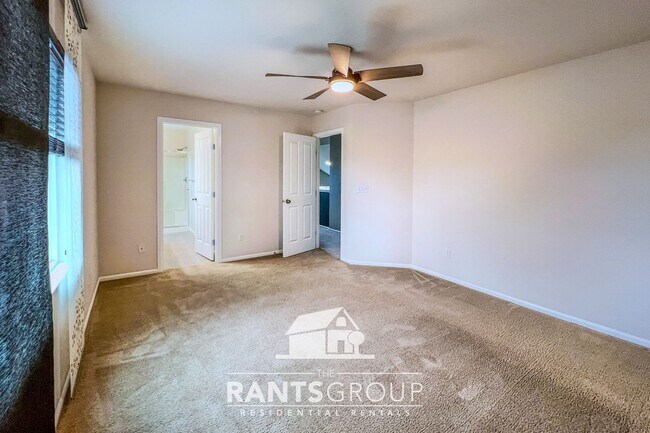 Building Photo - Spacious 4-Bedroom, 2.5-Bath Home with Open Layout in Lacey!