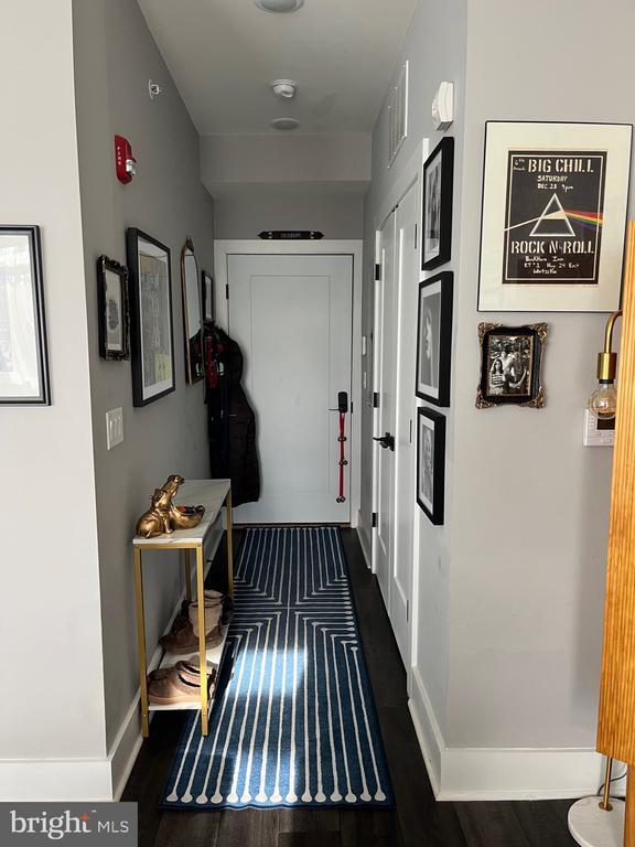 Building Photo - 4001 Ridge Ave