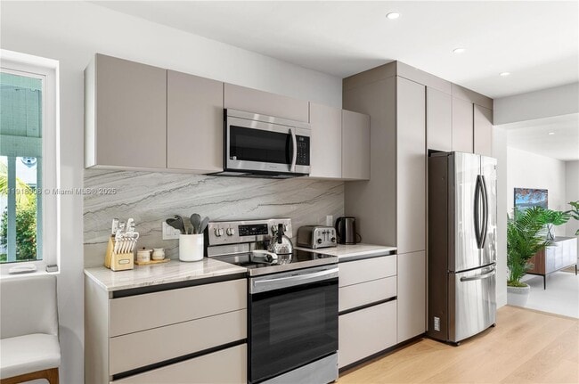 Building Photo - 45 NE 104th St