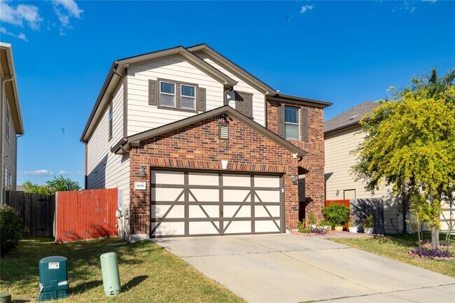 Building Photo - 606 Screech Owl Dr