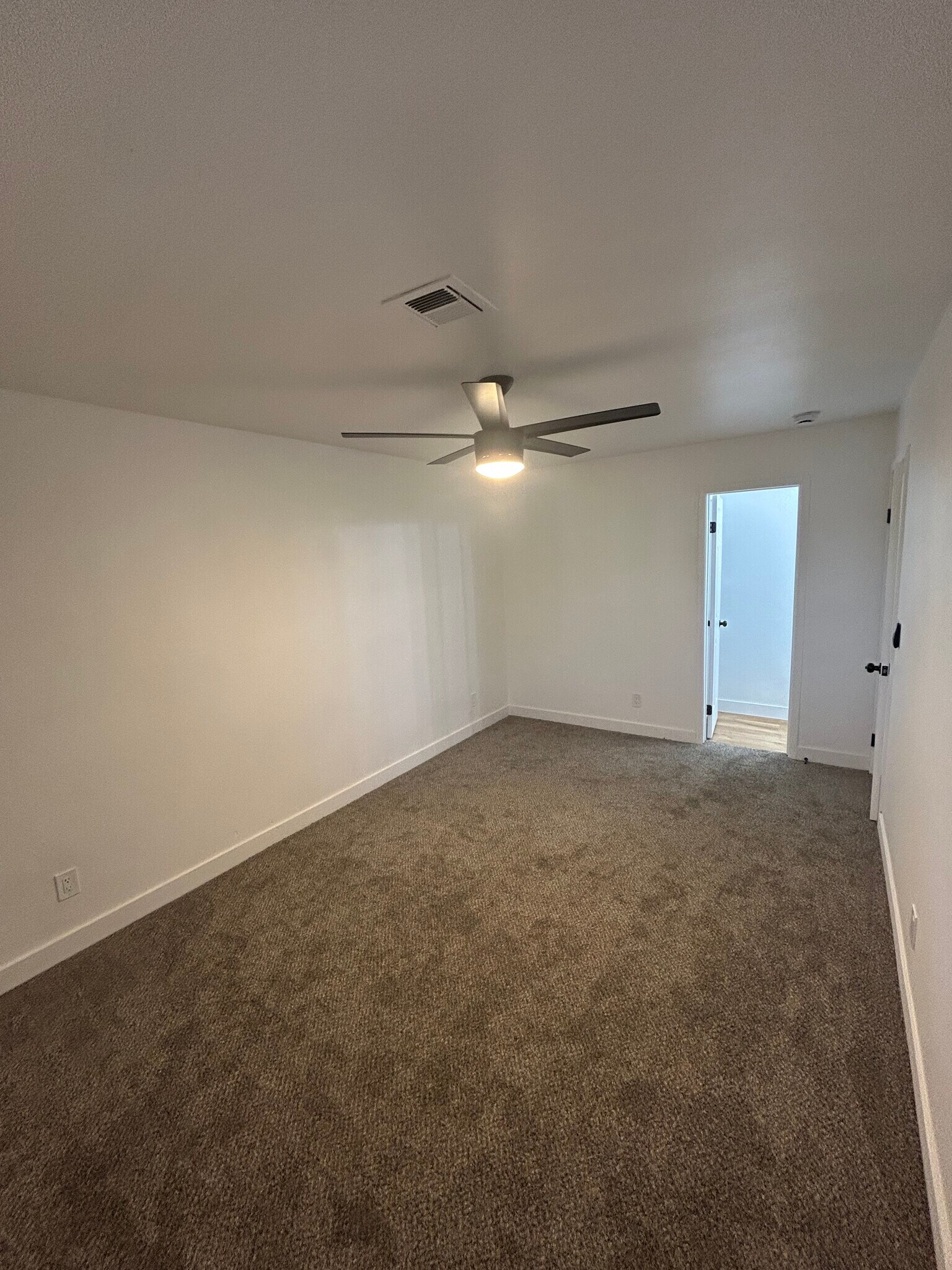 Building Photo - 3790 Shirebrook Dr