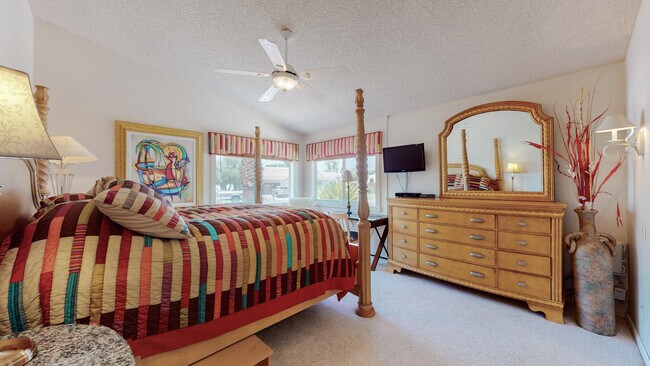 Building Photo - 38960 Kilimanjaro Dr