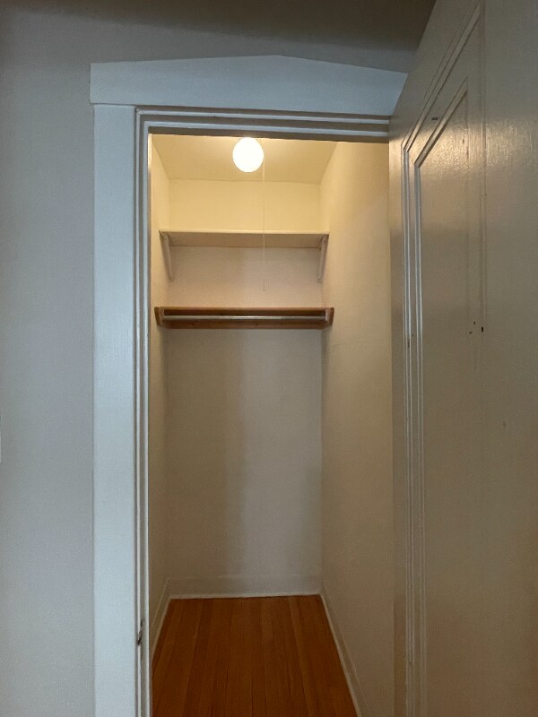 Building Photo - 403 S East Ave