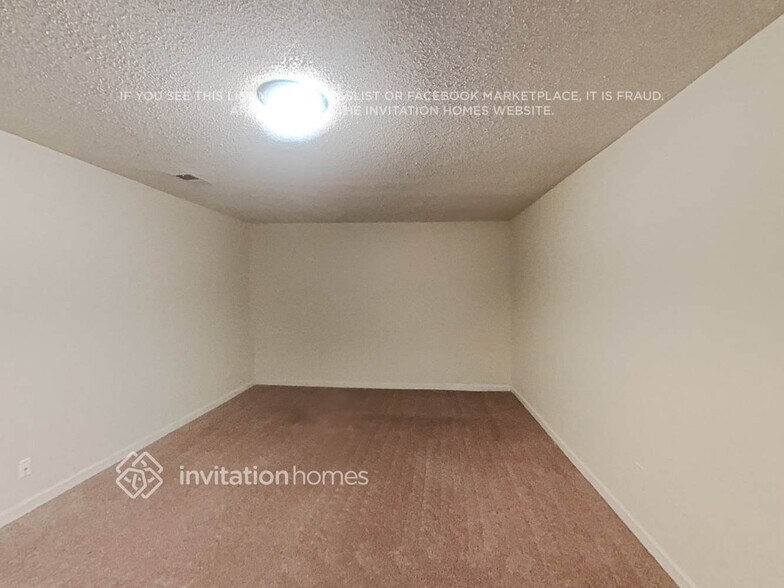 Building Photo - 256 Richards Way