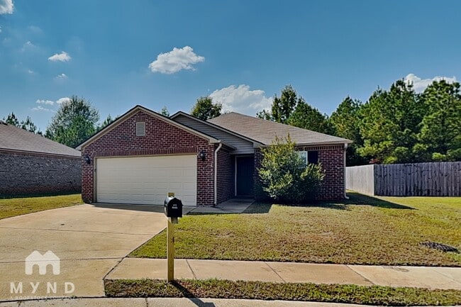 Building Photo - 764 The Heights Ln
