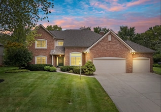 Building Photo - Beautiful Brick 4 Bed 3 Bath Home in Carmel Available Now!