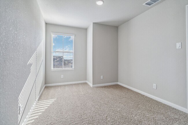 Building Photo - Brand New 3/2.5 Townhome