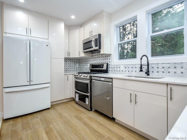 Building Photo - 4 S 8th St