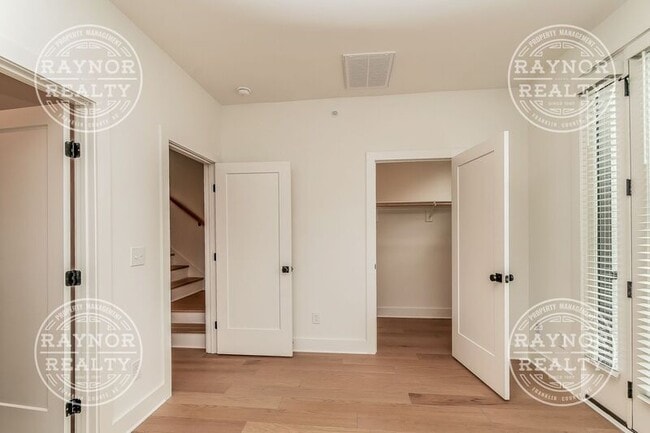 Building Photo - 1007 Hundley