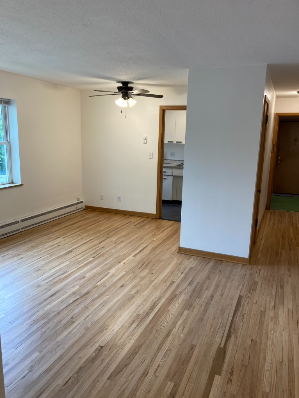 Building Photo - 408 6th St SW