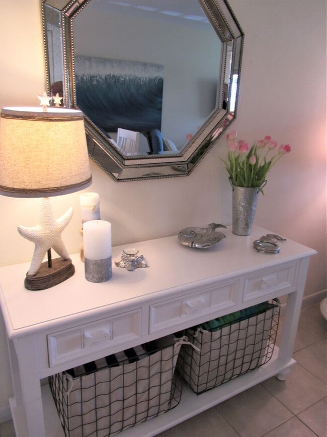 Building Photo - FURNISHED 2/2 GOLF COURSE  6 MONTH RENTAL APR. 29 - OCT. 31, 2026