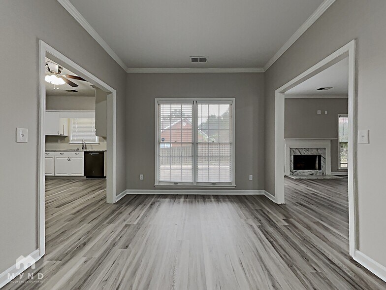 Building Photo - 804 Rockhurst Ln