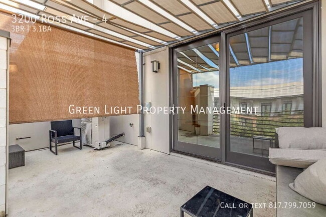 Building Photo - 3200 Ross Ave