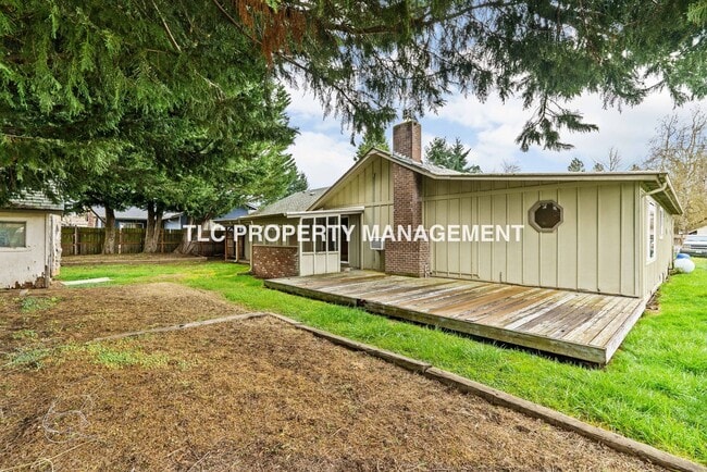 Building Photo - 2082 Ohio St