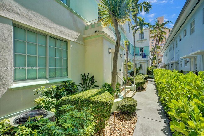 Building Photo - 815 Euclid Ave