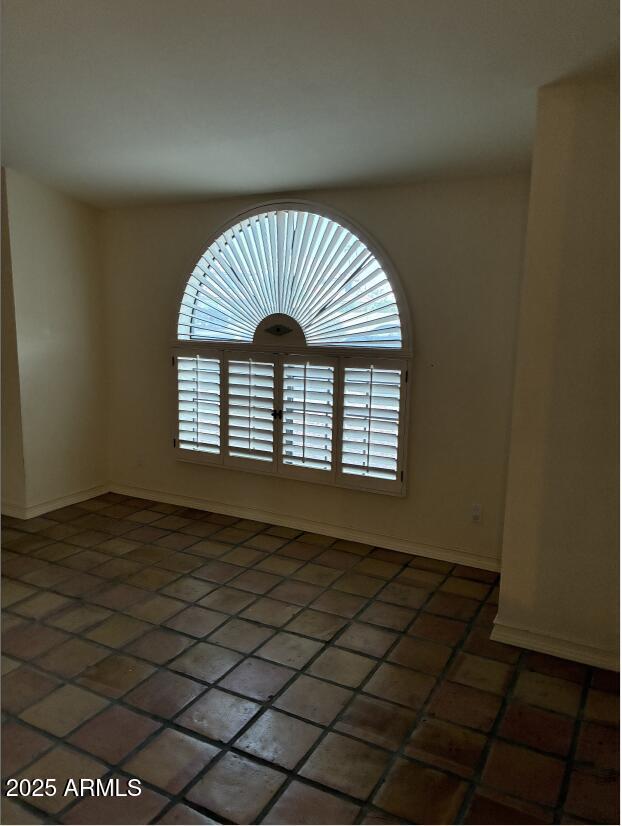 Building Photo - 15010 S 40th Pl