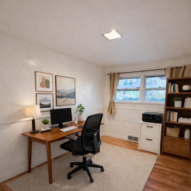 Building Photo - 2903 W Princeton Ave