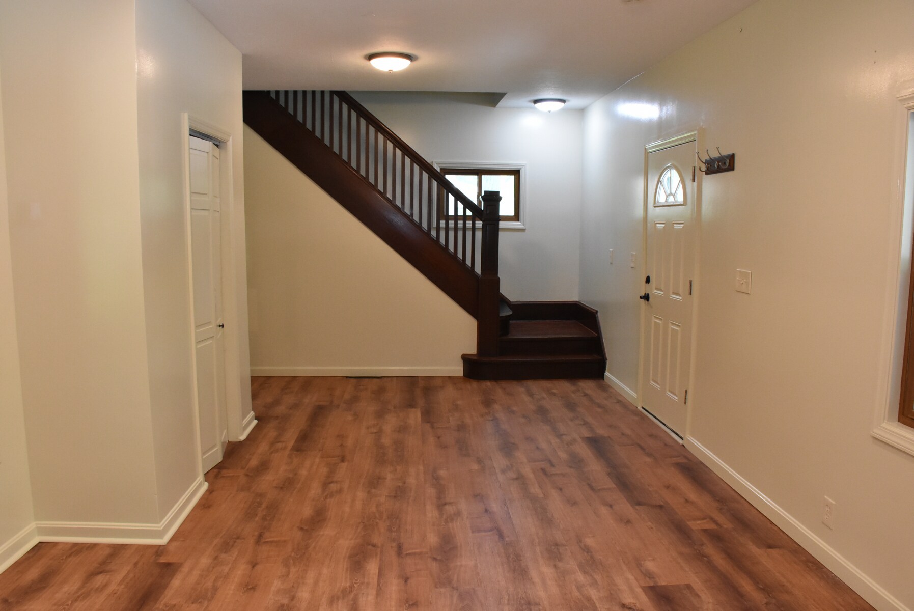 Building Photo - 539 North St