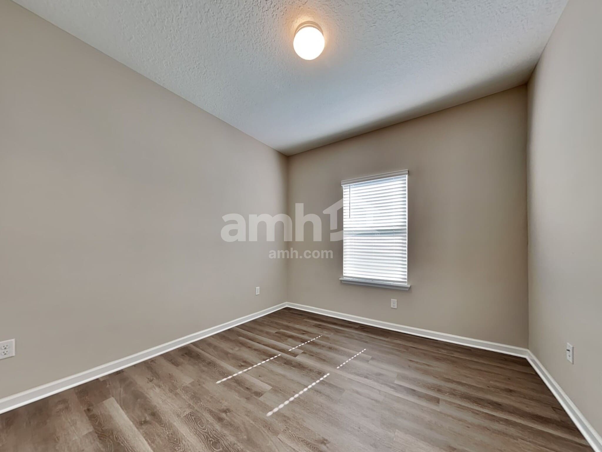 Building Photo - 300 Anastasia Park Rd